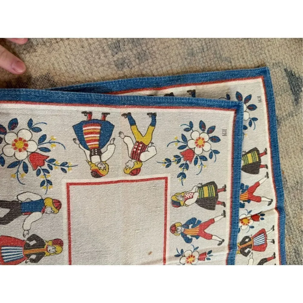 Vintage Hill‎ Sweden Table Runner Linens And 2 Placemats